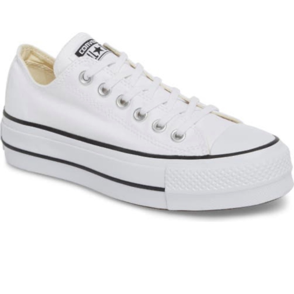 Converse Chuck Taylor All Star Platform size 6, white, worn once.